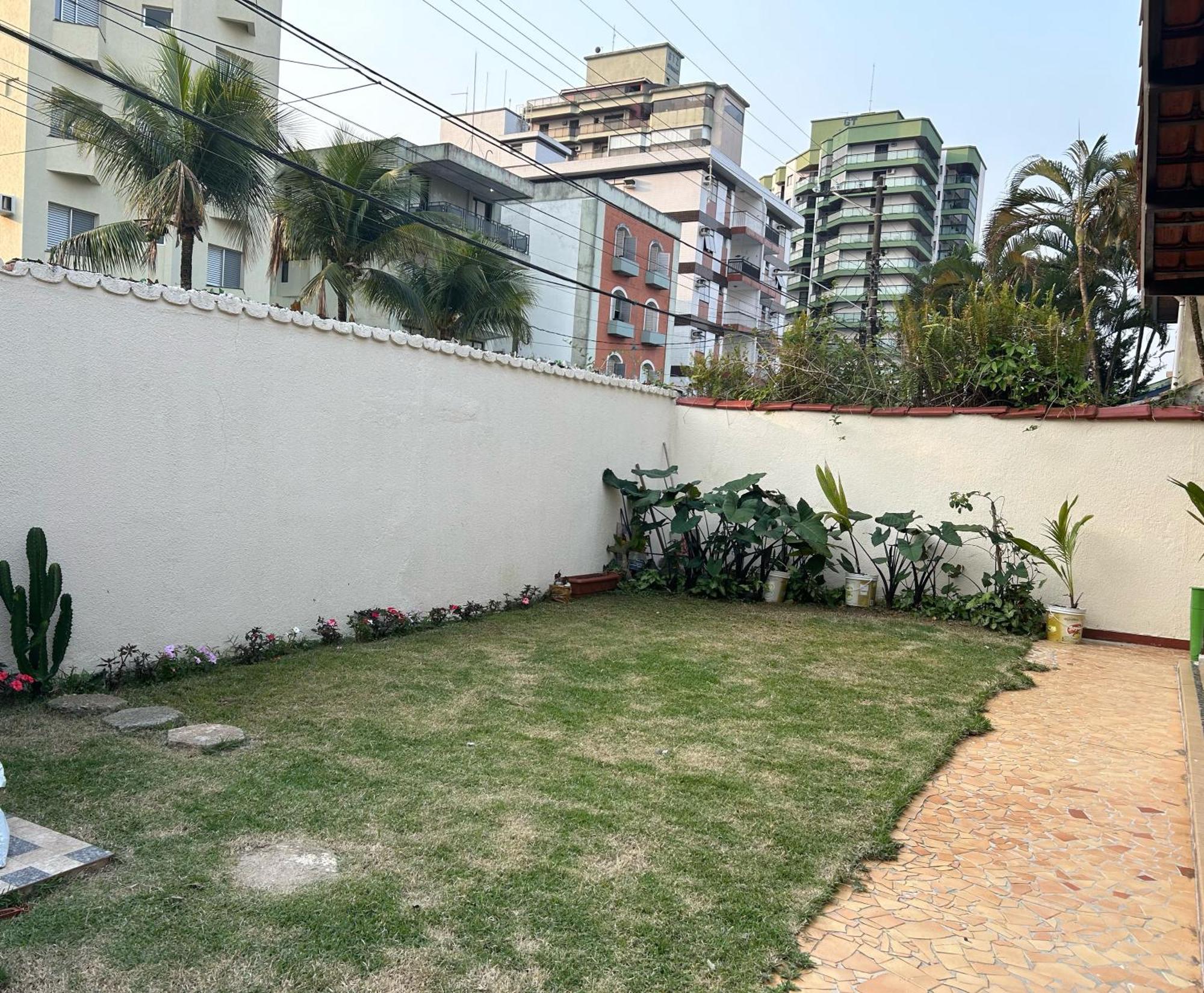 Casa De Praia Em Guaruja A 200 Metros Do Mar Esterno foto